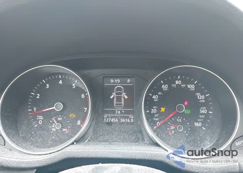 2017 Volkswagen Passat 1.8T R-Line из США, поврежденный, VIN 1VWDT7A38HC035581